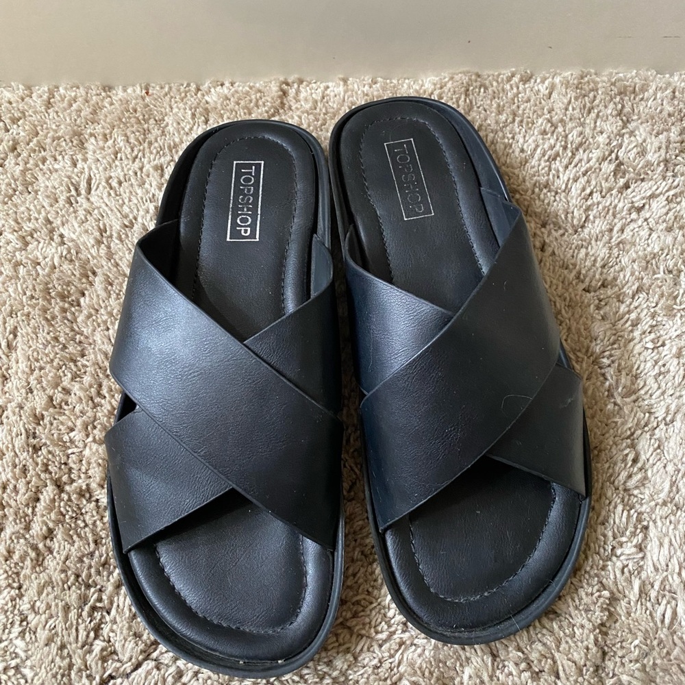 TopShop black slides Sz 7